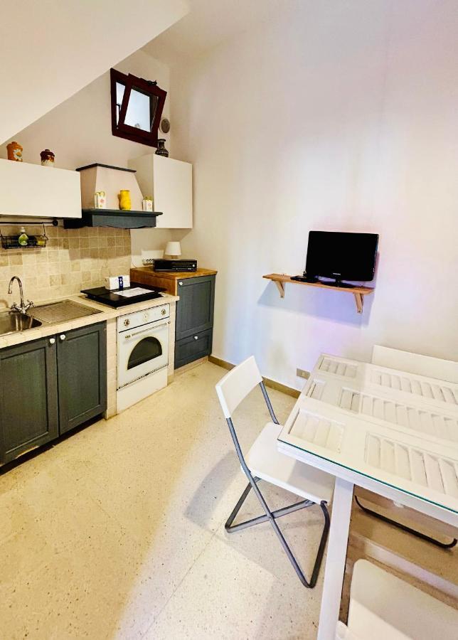 Santa Scolastica Home Бари Экстерьер фото